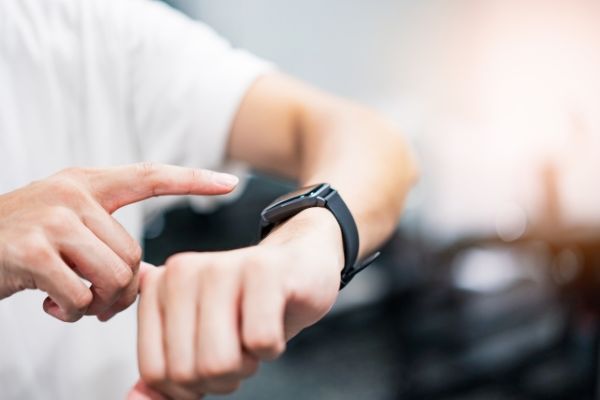 スマートウォッチの意外と知らない活用術12選