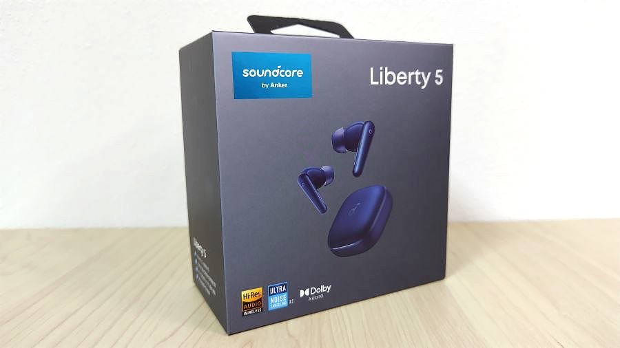 Soundcore Liberty 5　外箱1