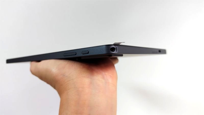 イヤホンジャック