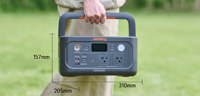 ポータブル電源業界トップクラスの軽量コンパクト設計