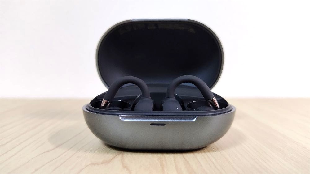 充電ケース オープン